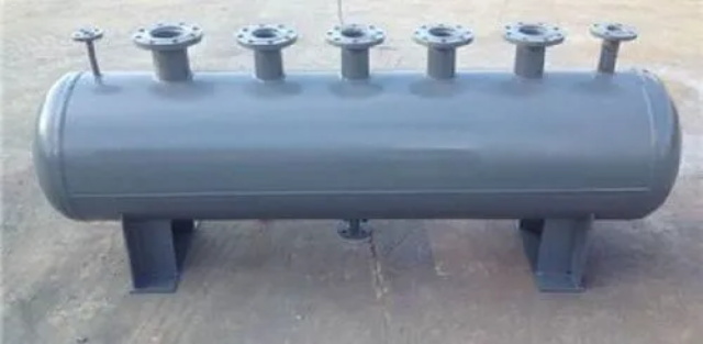 新晃<font style='color:red'>分集水器</font>打压步骤